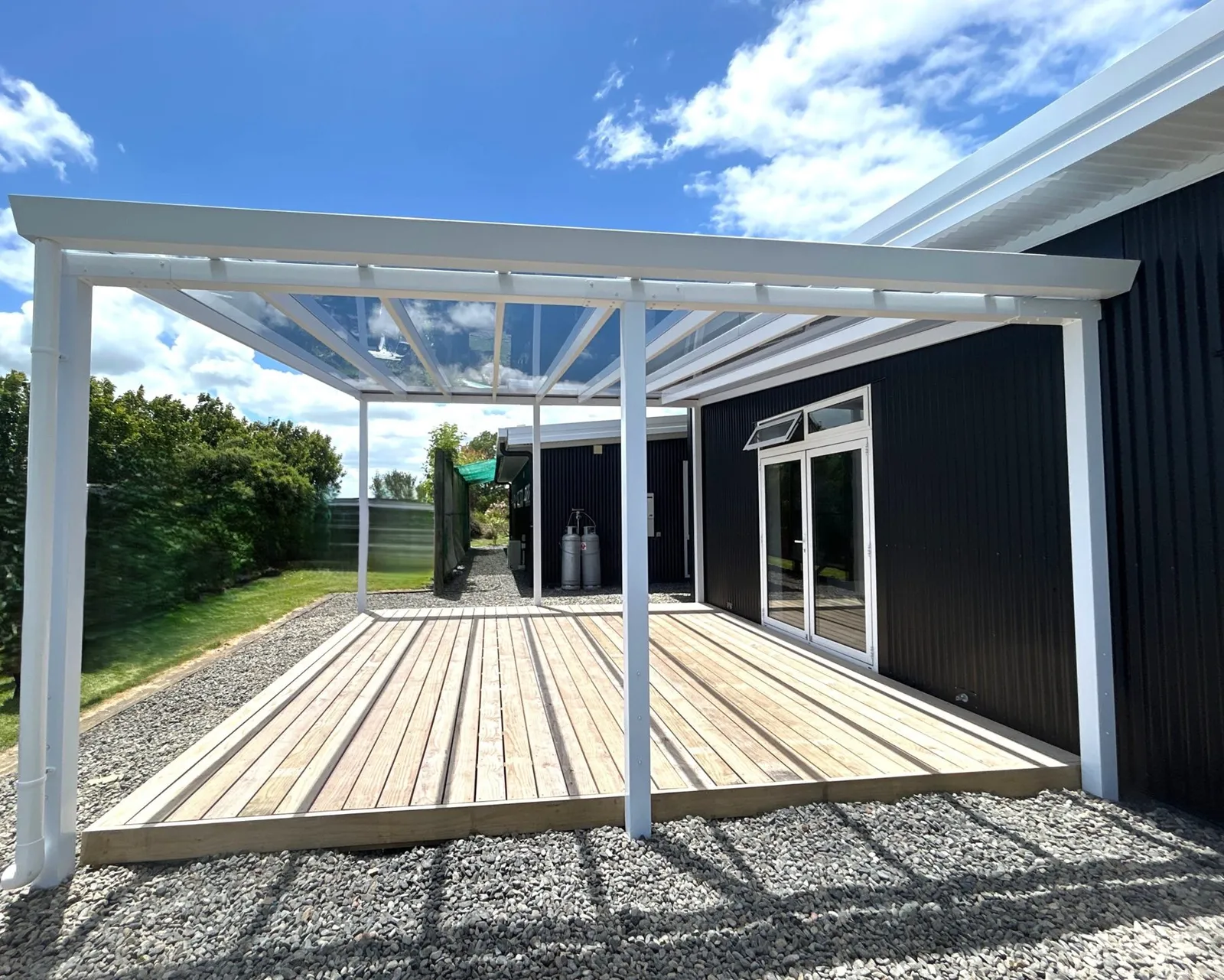 SUNVUE Outdoor Blinds project 25