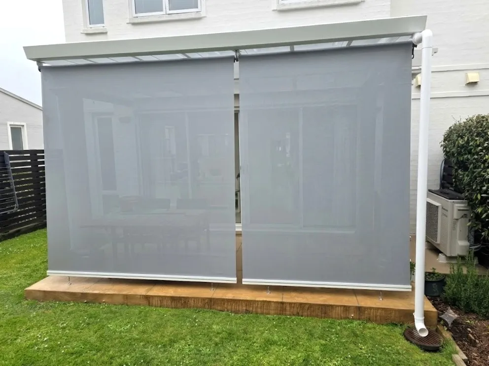 OMNI outdoor blind