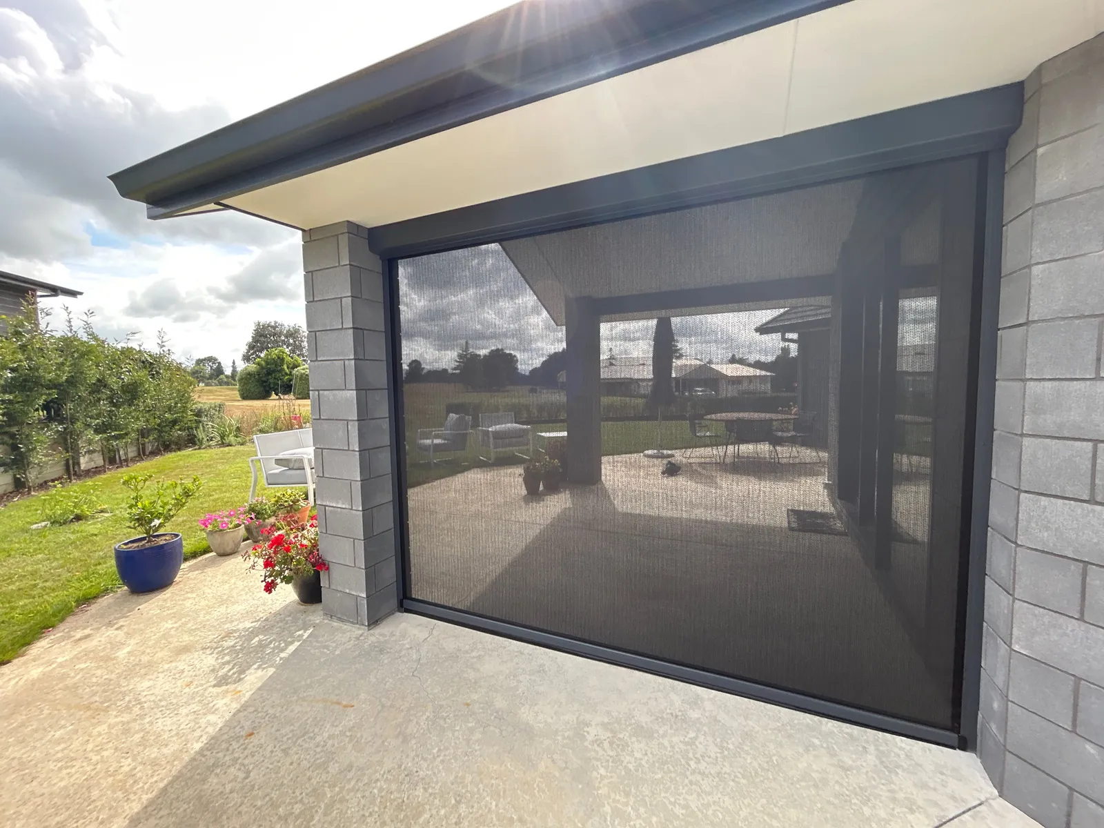SUNVUE Outdoor Blinds project 18